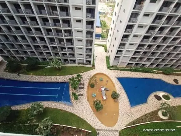 Apartment Cornerstone *